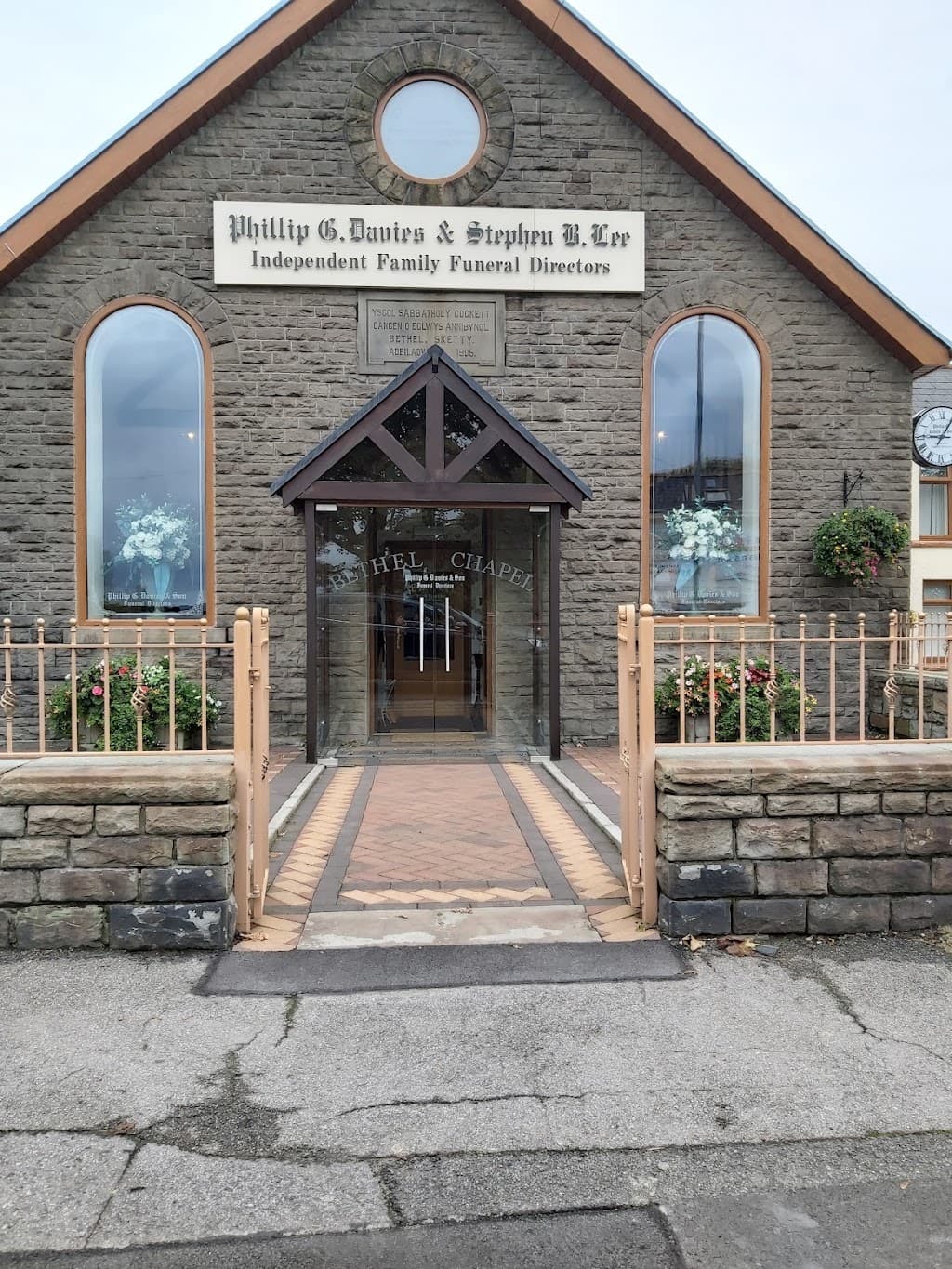 Phillip G Davies & Son Independent Family Funeral Directors