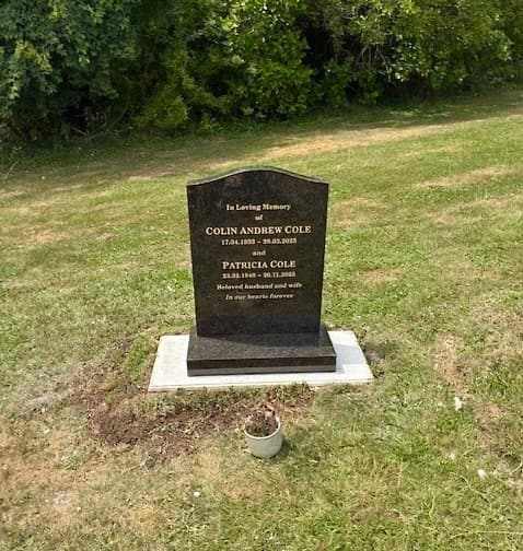 Reeves Memorials