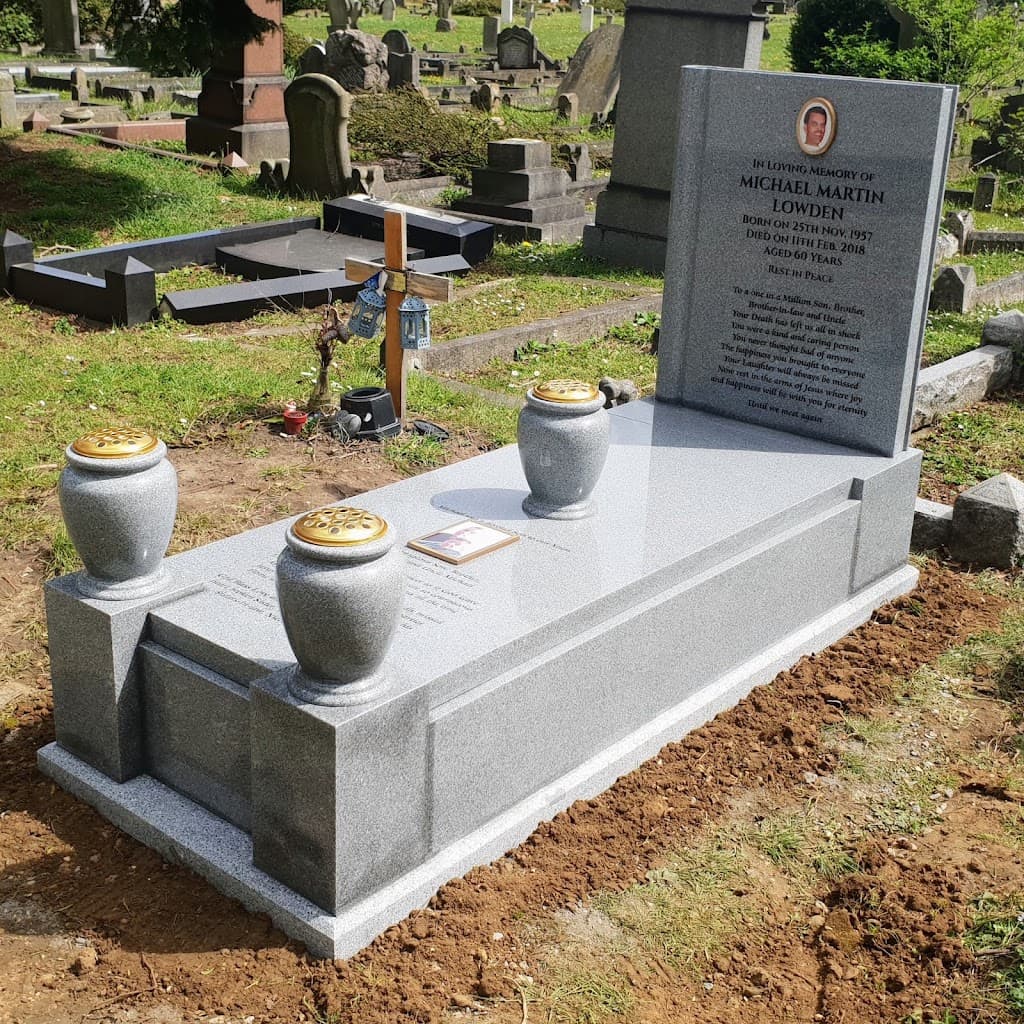 The Memorial Craftsman LTD
