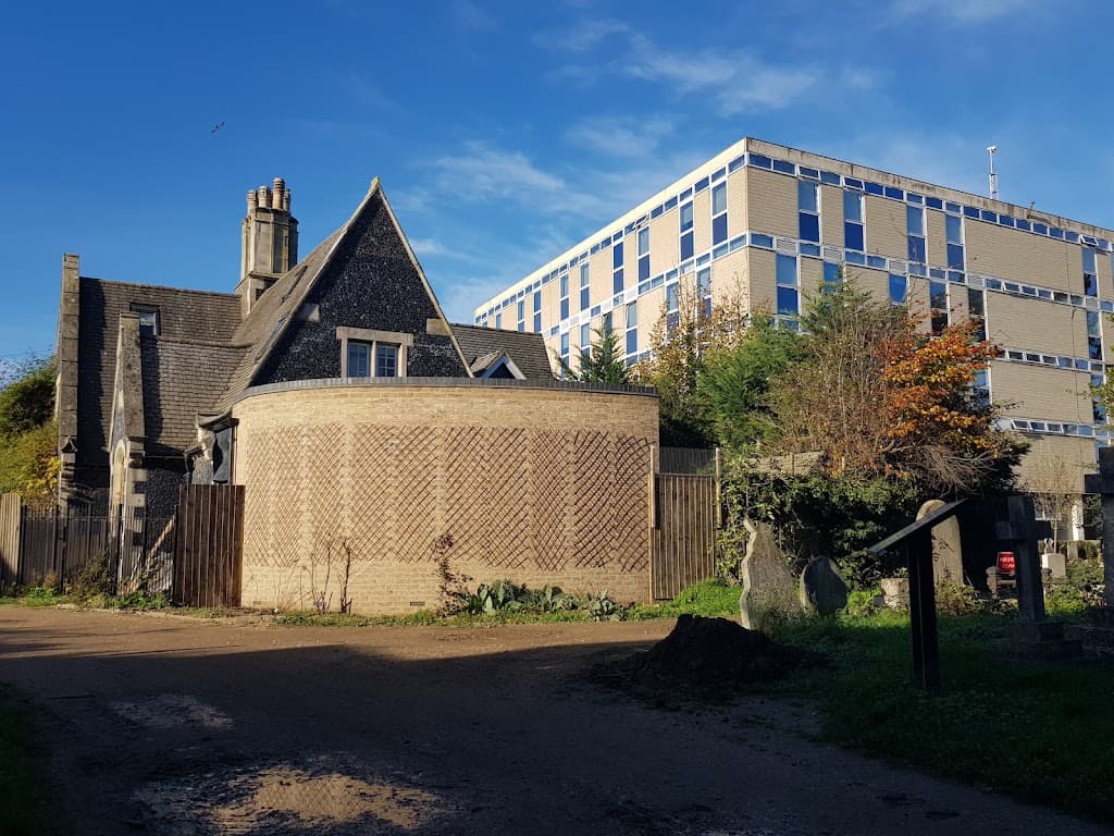 Mill Road Cemetery