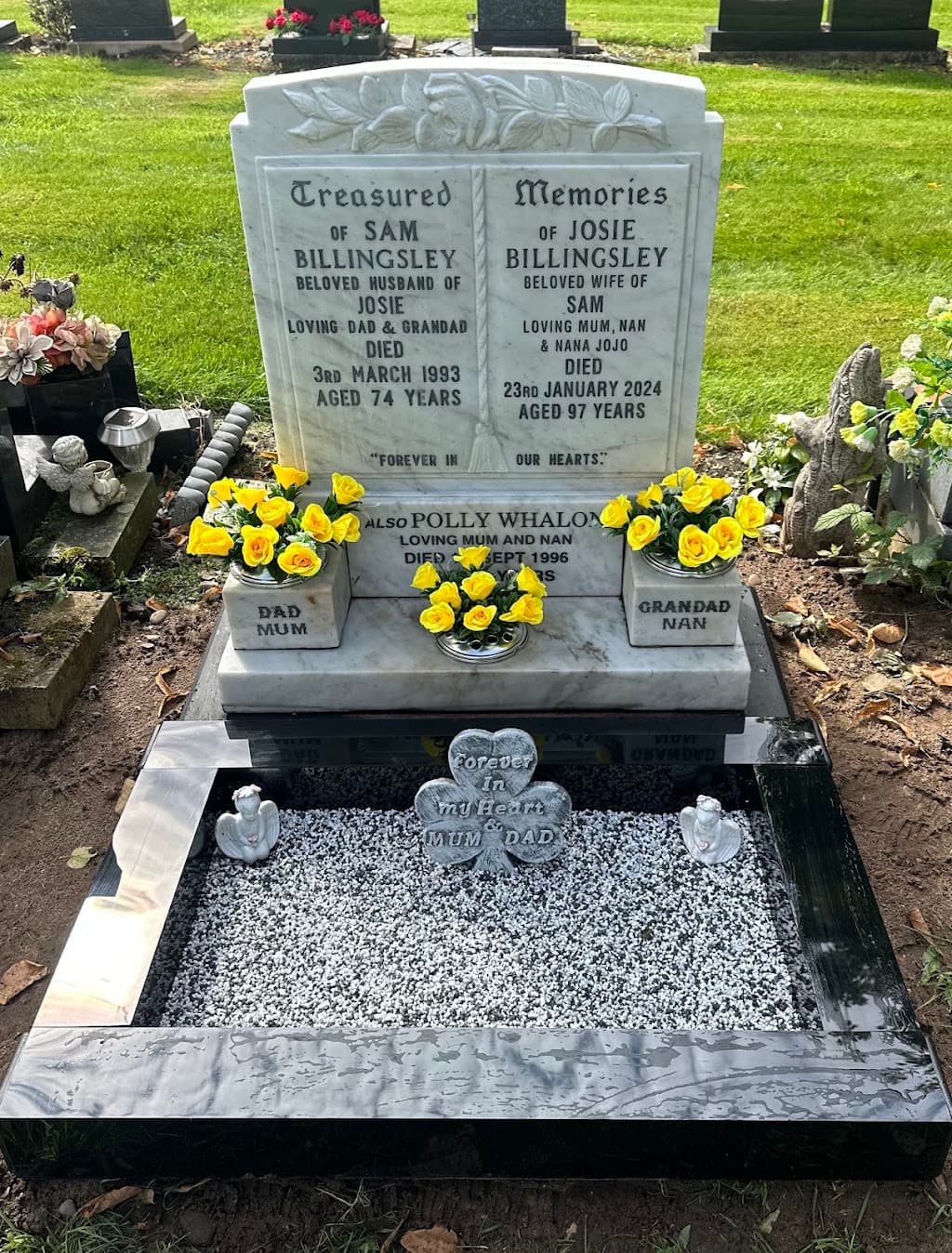Agecroft Memorials