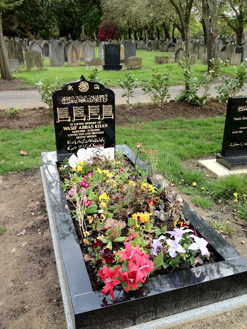 Elegant Memorials